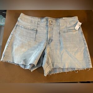 Bnwt Maurices Light Blue Jean Shorts 5” A line original fit size 20w